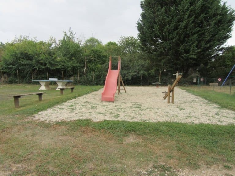Aire de jeux d&rsquo;Aillant-sur-Milleron